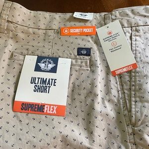DOCKERS ULTIMATE FIT PATTERN SHORT